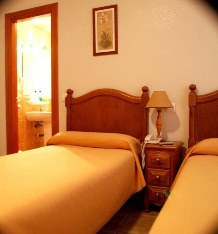 Hostal El Rincon Hotel Ávila Eksteriør billede